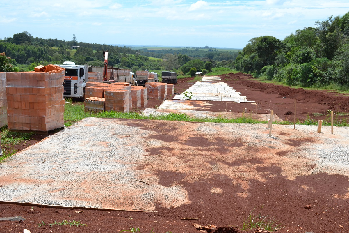 Loteamento Nova Esperança recebe materiais para iniciar segunda etapa